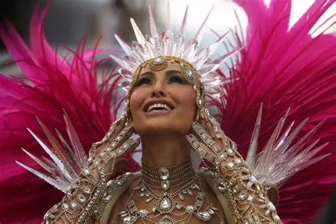 Sabrina Sato's Carnival Extravaganza: A Spectacle of Samba, Feathers, and Unforgettable Fun!